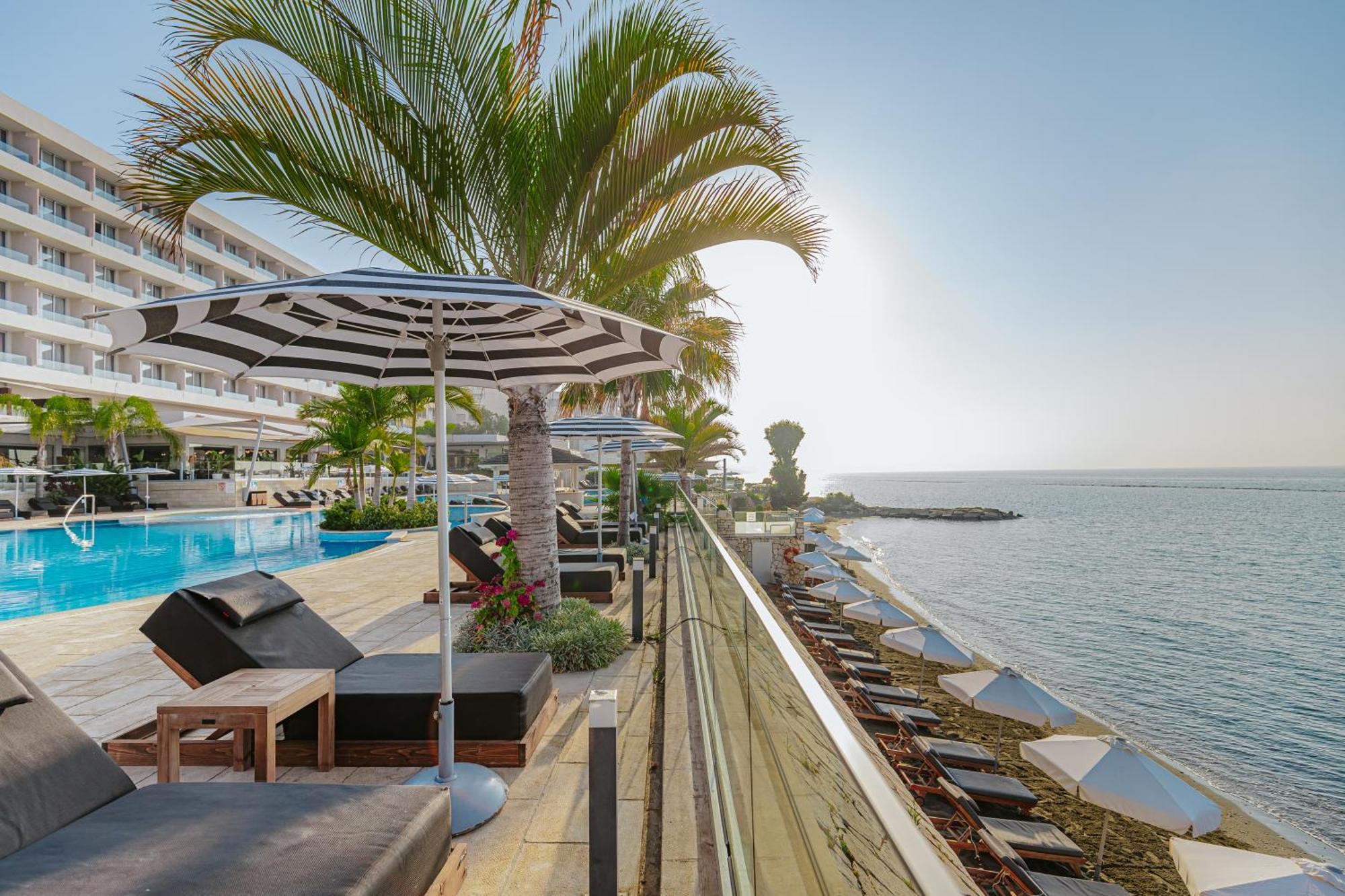 Royal Apollonia By Louis Hotels Limassol Bagian luar foto